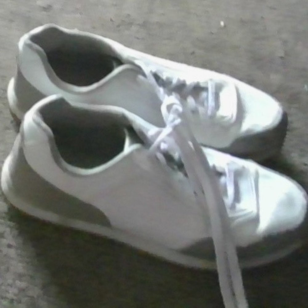 wite and crem FUBU 13 men